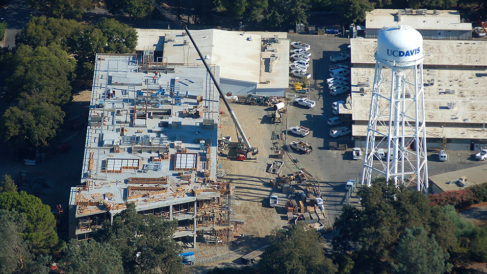Rand's aerial photo of the Earth and Physical Sciences building under construction.